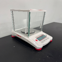 Ohaus Pioneer Analytical Balance image 0